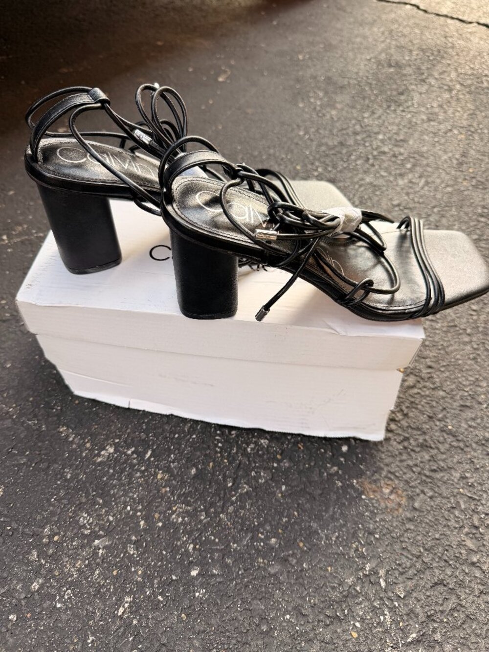 New Calvin Klein Chunky Short Strappy Heels Women's Size 9.5